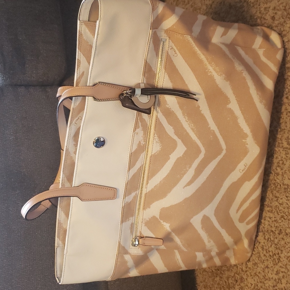 Coach SV/Natural Multi Zebra Print Large Canvas Tote
